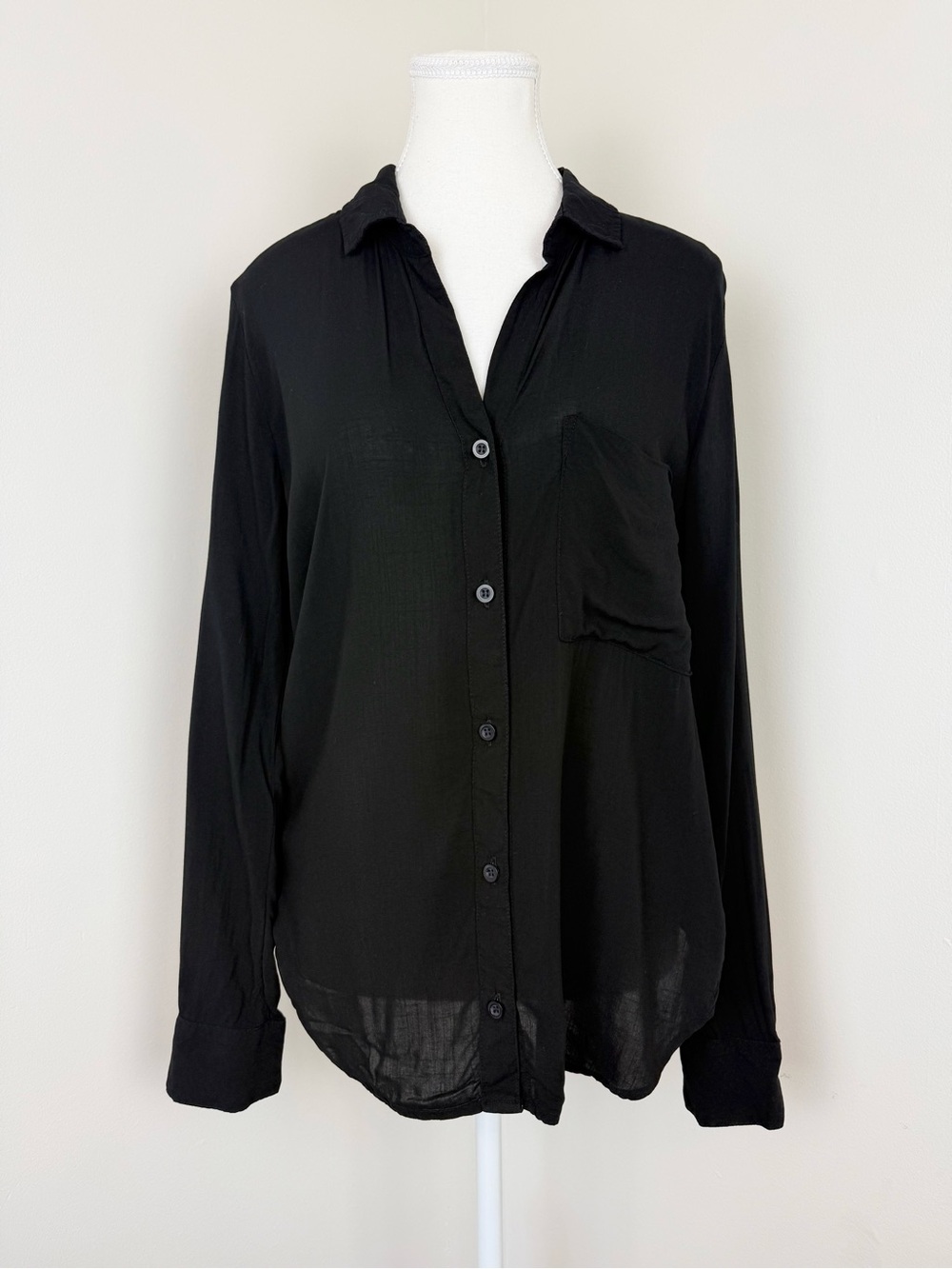 Bella Dahl Black Button Down High Low Shirt Size Small - Picture 4 of 9